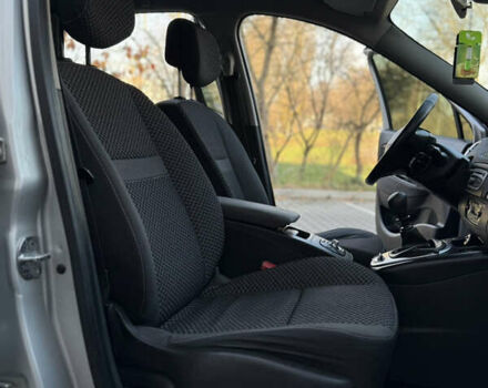 Серый Рено Гранд Сценик, объемом двигателя 1.6 л и пробегом 305 тыс. км за 6900 $, фото 14 на Automoto.ua