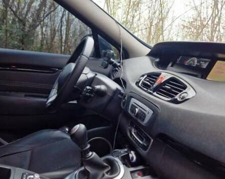 Серый Рено Гранд Сценик, объемом двигателя 1.6 л и пробегом 335 тыс. км за 7400 $, фото 24 на Automoto.ua