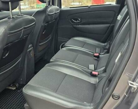 Серый Рено Гранд Сценик, объемом двигателя 1.6 л и пробегом 149 тыс. км за 8500 $, фото 32 на Automoto.ua