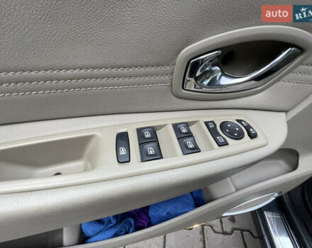 Серый Рено Гранд Сценик, объемом двигателя 1.6 л и пробегом 215 тыс. км за 6850 $, фото 28 на Automoto.ua