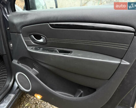 Серый Рено Гранд Сценик, объемом двигателя 1.6 л и пробегом 265 тыс. км за 7950 $, фото 48 на Automoto.ua