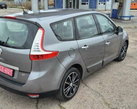 Серый Рено Гранд Сценик, объемом двигателя 1.6 л и пробегом 149 тыс. км за 8500 $, фото 9 на Automoto.ua