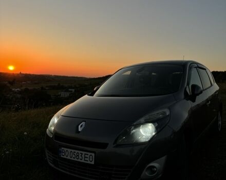 Серый Рено Гранд Сценик, объемом двигателя 1.5 л и пробегом 250 тыс. км за 7300 $, фото 3 на Automoto.ua