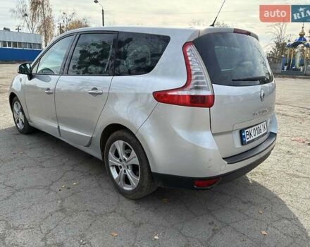 Сірий Рено Гранд Сценік, об'ємом двигуна 1.46 л та пробігом 193 тис. км за 6799 $, фото 5 на Automoto.ua