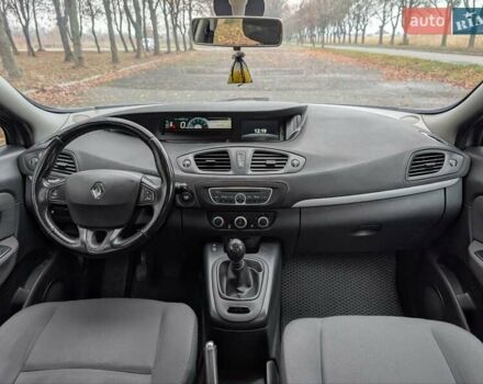 Серый Рено Гранд Сценик, объемом двигателя 1.5 л и пробегом 261 тыс. км за 5999 $, фото 23 на Automoto.ua