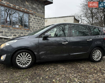 Серый Рено Гранд Сценик, объемом двигателя 1.6 л и пробегом 265 тыс. км за 7950 $, фото 2 на Automoto.ua