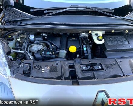 Серый Рено Гранд Сценик, объемом двигателя 1.5 л и пробегом 280 тыс. км за 8000 $, фото 9 на Automoto.ua