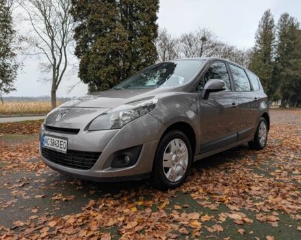 Серый Рено Гранд Сценик, объемом двигателя 1.5 л и пробегом 261 тыс. км за 5999 $, фото 10 на Automoto.ua