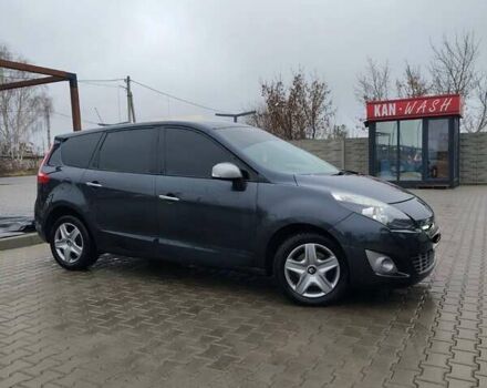 Серый Рено Гранд Сценик, объемом двигателя 1.5 л и пробегом 292 тыс. км за 6700 $, фото 4 на Automoto.ua