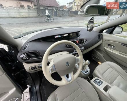 Серый Рено Гранд Сценик, объемом двигателя 1.6 л и пробегом 215 тыс. км за 6850 $, фото 27 на Automoto.ua