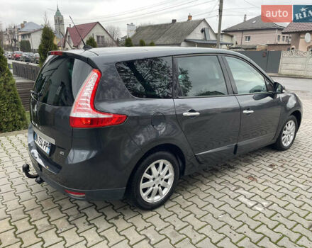 Серый Рено Гранд Сценик, объемом двигателя 1.6 л и пробегом 215 тыс. км за 6850 $, фото 9 на Automoto.ua