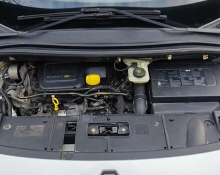 Серый Рено Гранд Сценик, объемом двигателя 1.6 л и пробегом 310 тыс. км за 7300 $, фото 22 на Automoto.ua