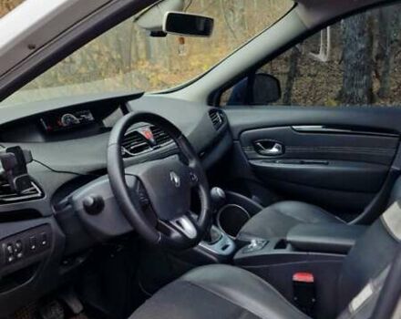 Серый Рено Гранд Сценик, объемом двигателя 1.6 л и пробегом 335 тыс. км за 7400 $, фото 15 на Automoto.ua