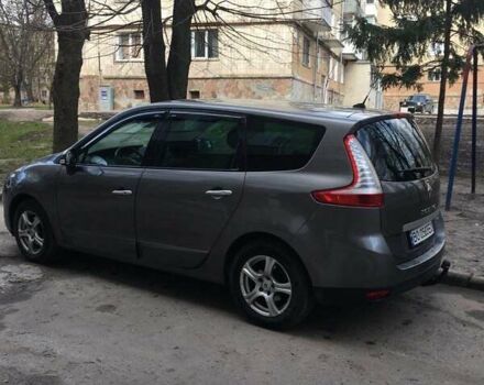 Серый Рено Гранд Сценик, объемом двигателя 1.5 л и пробегом 230 тыс. км за 8200 $, фото 2 на Automoto.ua
