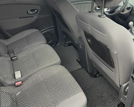 Серый Рено Гранд Сценик, объемом двигателя 1.5 л и пробегом 277 тыс. км за 6900 $, фото 4 на Automoto.ua