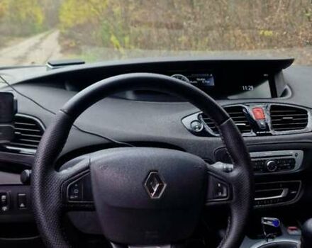 Серый Рено Гранд Сценик, объемом двигателя 1.6 л и пробегом 335 тыс. км за 7400 $, фото 17 на Automoto.ua