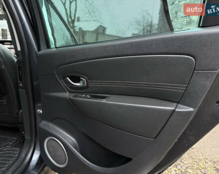 Серый Рено Гранд Сценик, объемом двигателя 1.6 л и пробегом 265 тыс. км за 7950 $, фото 44 на Automoto.ua