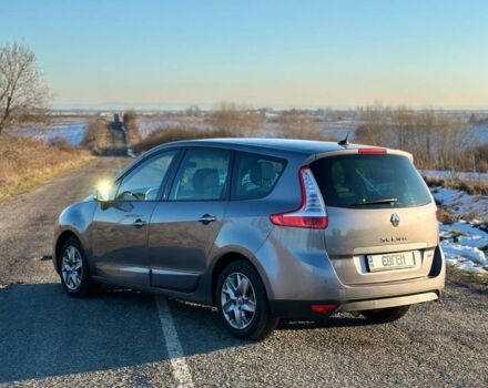 Серый Рено Гранд Сценик, объемом двигателя 1.5 л и пробегом 240 тыс. км за 7500 $, фото 7 на Automoto.ua