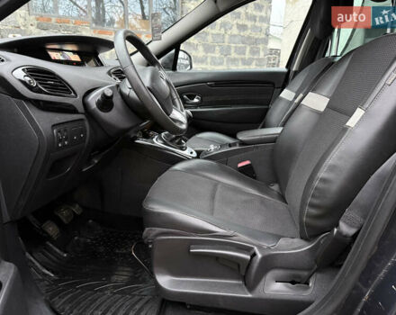 Серый Рено Гранд Сценик, объемом двигателя 1.6 л и пробегом 265 тыс. км за 7950 $, фото 19 на Automoto.ua