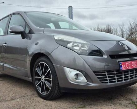 Серый Рено Гранд Сценик, объемом двигателя 1.6 л и пробегом 149 тыс. км за 8500 $, фото 5 на Automoto.ua