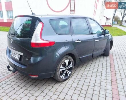 Серый Рено Гранд Сценик, объемом двигателя 1.6 л и пробегом 298 тыс. км за 7200 $, фото 2 на Automoto.ua