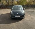 Рено Гранд Сценик 2011 в Чернигове на Automoto.ua Серый Рено Гранд Сценик, объемом двигателя 1.5 л и пробегом 309 тыс. км за 7600 $, фото 1 на Automoto.ua