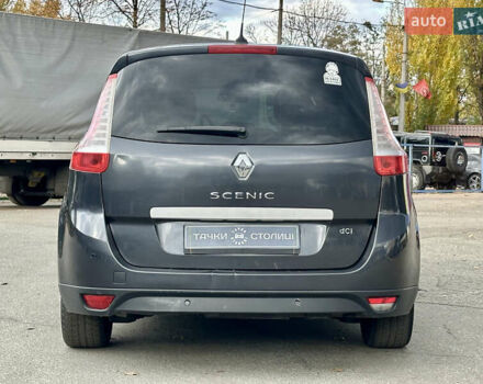 Рено Гранд Сценик 2011 в Киеве на Automoto.ua Серый Рено Гранд Сценик, объемом двигателя 1.46 л и пробегом 277 тыс. км за 8300 $, фото 3 на Automoto.ua