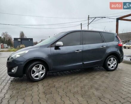 Серый Рено Гранд Сценик, объемом двигателя 1.5 л и пробегом 292 тыс. км за 6700 $, фото 2 на Automoto.ua