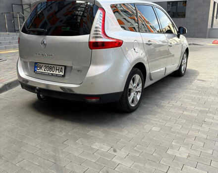 Серый Рено Гранд Сценик, объемом двигателя 1.6 л и пробегом 160 тыс. км за 7800 $, фото 4 на Automoto.ua