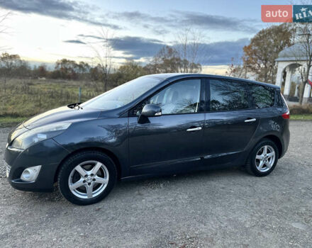 Серый Рено Гранд Сценик, объемом двигателя 1.5 л и пробегом 305 тыс. км за 7200 $, фото 8 на Automoto.ua