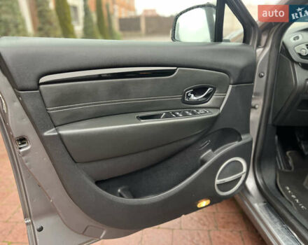 Серый Рено Гранд Сценик, объемом двигателя 1.6 л и пробегом 238 тыс. км за 9500 $, фото 22 на Automoto.ua