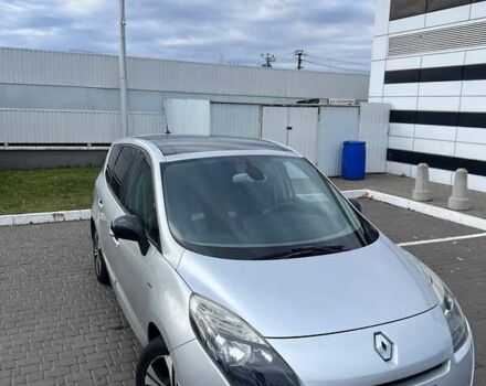 Сірий Рено Гранд Сценік, об'ємом двигуна 1.5 л та пробігом 363 тис. км за 7600 $, фото 3 на Automoto.ua