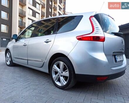 Серый Рено Гранд Сценик, объемом двигателя 1.6 л и пробегом 239 тыс. км за 8700 $, фото 34 на Automoto.ua