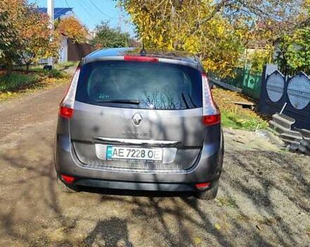 Сірий Рено Гранд Сценік, об'ємом двигуна 1.46 л та пробігом 250 тис. км за 8500 $, фото 23 на Automoto.ua