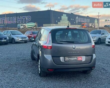 Серый Рено Гранд Сценик, объемом двигателя 1.5 л и пробегом 281 тыс. км за 9740 $, фото 5 на Automoto.ua