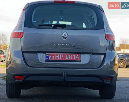 Серый Рено Гранд Сценик, объемом двигателя 1.5 л и пробегом 233 тыс. км за 9200 $, фото 8 на Automoto.ua