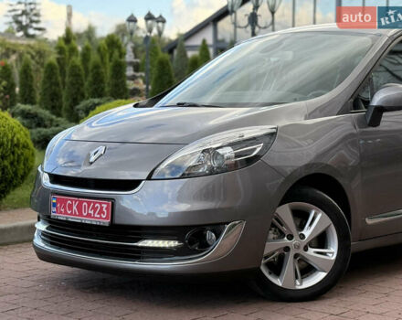 Рено Гранд Сценик 2012 в Стрые на Automoto.ua Серый Рено Гранд Сценик, объемом двигателя 1.5 л и пробегом 239 тыс. км за 9350 $, фото 9 на Automoto.ua