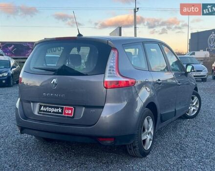 Серый Рено Гранд Сценик, объемом двигателя 1.5 л и пробегом 281 тыс. км за 9740 $, фото 7 на Automoto.ua