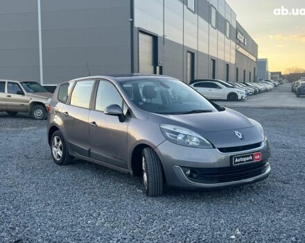 Серый Рено Гранд Сценик, объемом двигателя 1.5 л и пробегом 281 тыс. км за 9740 $, фото 2 на Automoto.ua