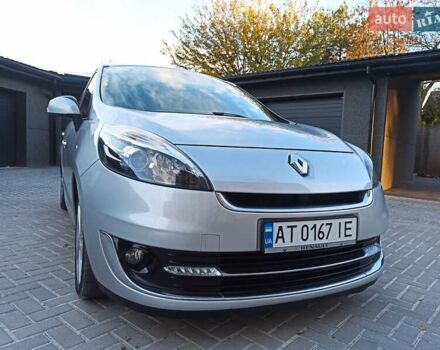 Серый Рено Гранд Сценик, объемом двигателя 1.6 л и пробегом 239 тыс. км за 8700 $, фото 14 на Automoto.ua