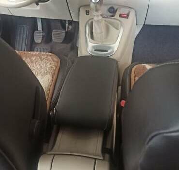 Сірий Рено Гранд Сценік, об'ємом двигуна 1.6 л та пробігом 237 тис. км за 7700 $, фото 21 на Automoto.ua