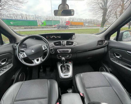 Серый Рено Гранд Сценик, объемом двигателя 1.46 л и пробегом 262 тыс. км за 7900 $, фото 12 на Automoto.ua