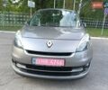Сірий Рено Гранд Сценік, об'ємом двигуна 1.6 л та пробігом 221 тис. км за 8800 $, фото 18 на Automoto.ua