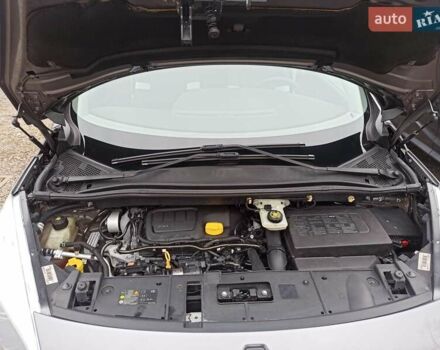 Серый Рено Гранд Сценик, объемом двигателя 1.6 л и пробегом 205 тыс. км за 10500 $, фото 27 на Automoto.ua