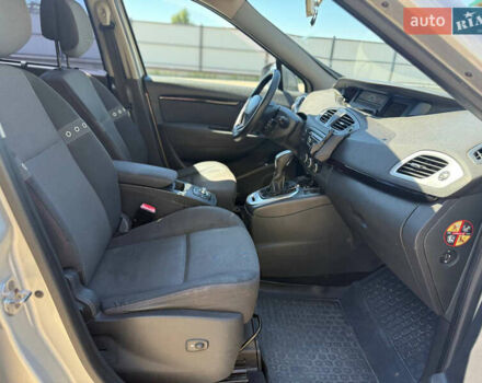 Сірий Рено Гранд Сценік, об'ємом двигуна 1.46 л та пробігом 350 тис. км за 7000 $, фото 16 на Automoto.ua