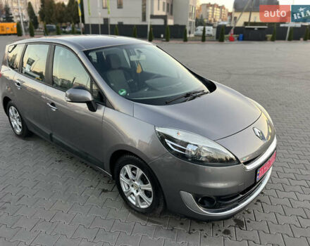 Сірий Рено Гранд Сценік, об'ємом двигуна 1.6 л та пробігом 238 тис. км за 8700 $, фото 48 на Automoto.ua