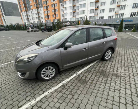 Серый Рено Гранд Сценик, объемом двигателя 1.46 л и пробегом 262 тыс. км за 7900 $, фото 1 на Automoto.ua