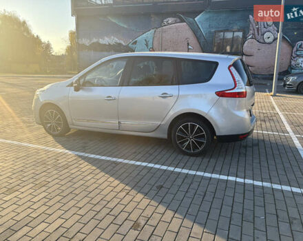 Серый Рено Гранд Сценик, объемом двигателя 1.5 л и пробегом 163 тыс. км за 8450 $, фото 27 на Automoto.ua