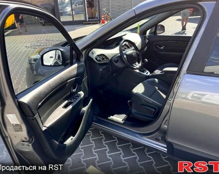 Серый Рено Гранд Сценик, объемом двигателя 1.5 л и пробегом 348 тыс. км за 6800 $, фото 5 на Automoto.ua