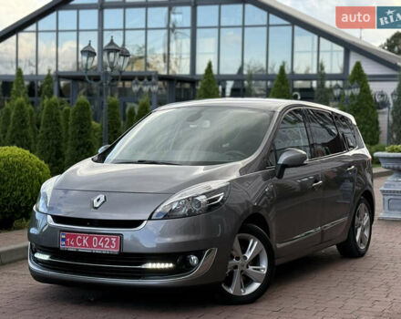 Серый Рено Гранд Сценик, объемом двигателя 1.5 л и пробегом 239 тыс. км за 8999 $, фото 7 на Automoto.ua